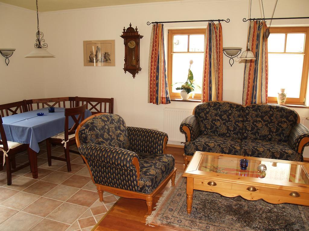 Mosthaeusl Wernstein am Inn Bilik gambar