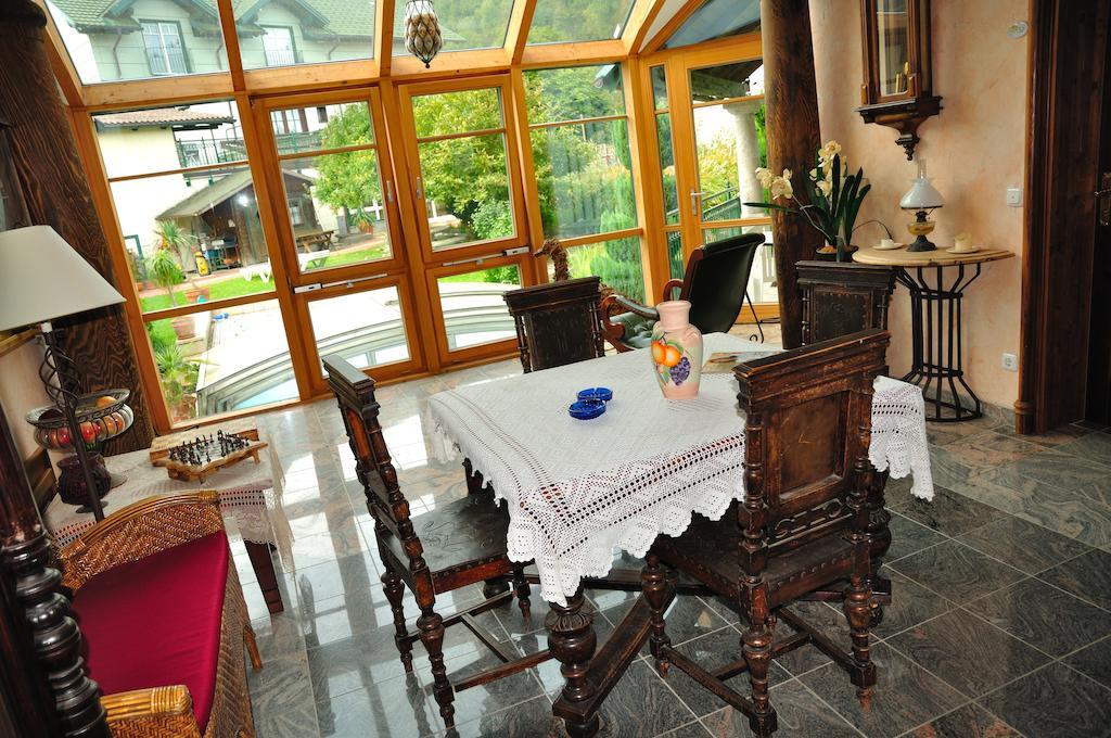 Mosthaeusl Wernstein am Inn Bilik gambar